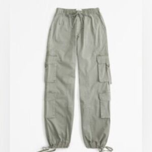 NWOT Abercrombie and Fitch Tie Cargo Pants